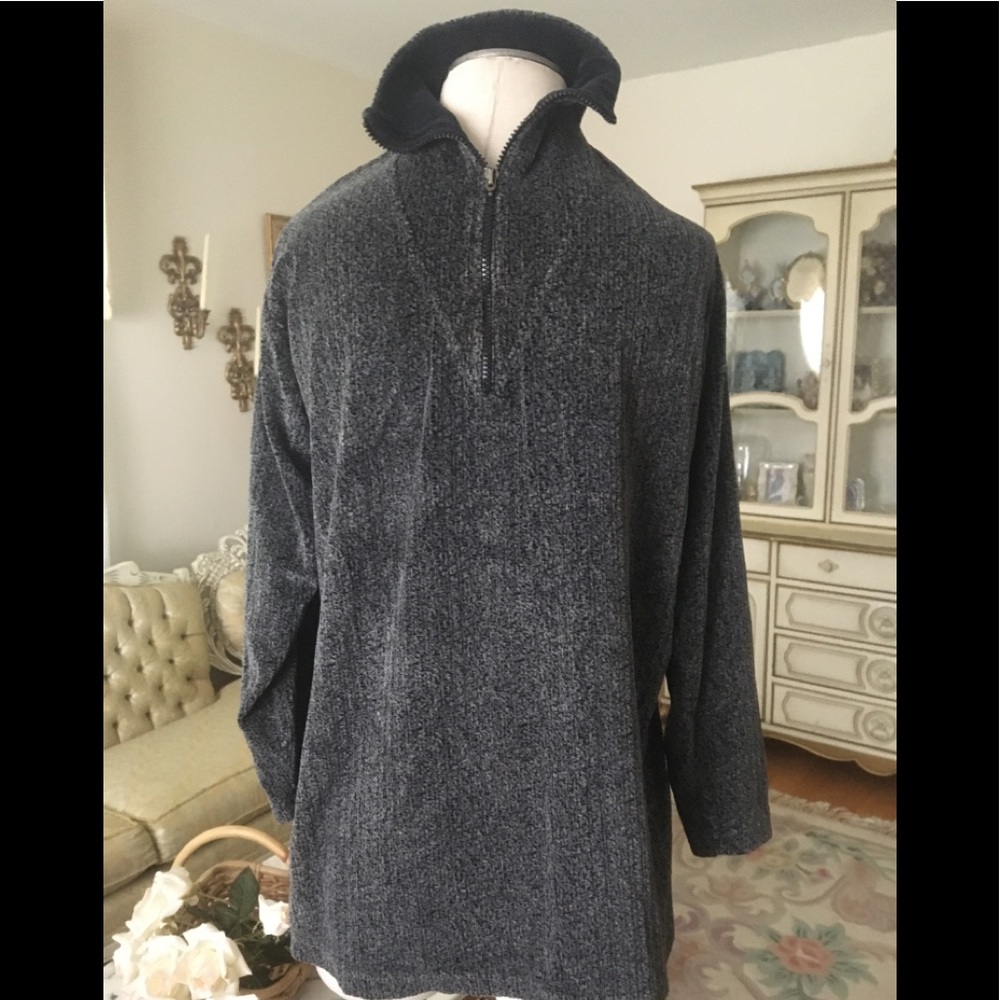 Jason Maxwell men’s valor top size L